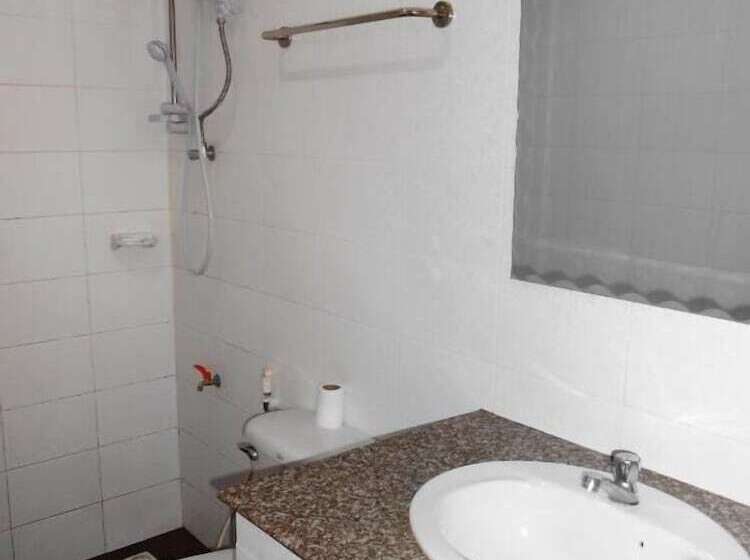 هتل Chaleunehoung