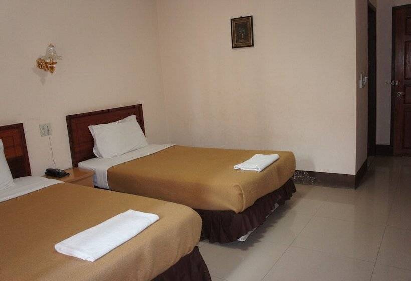 هتل Chaleunehoung