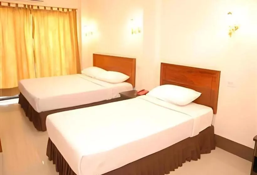 ホテル Chaleunehoung