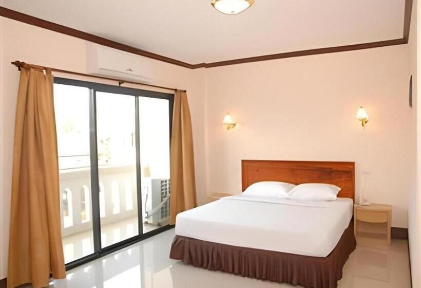 هتل Chaleunehoung