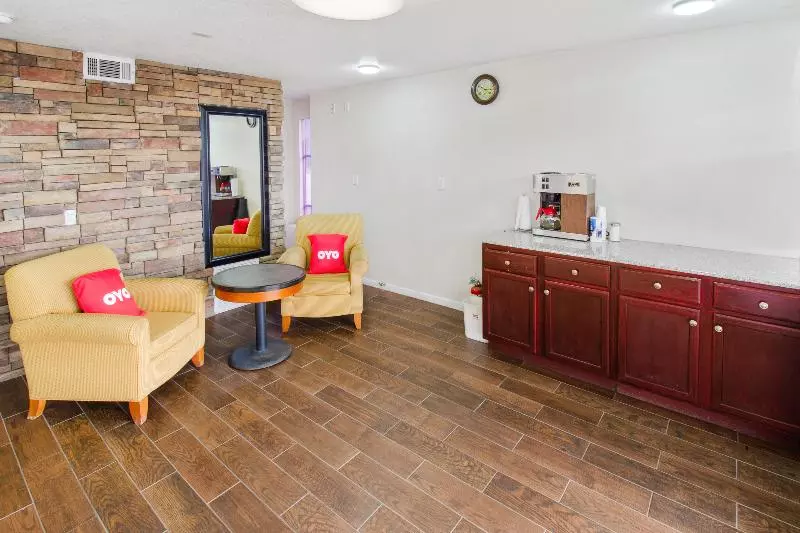 酒店 Deluxe Inn Blytheville