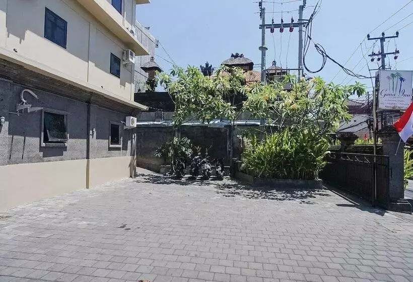 בית מלון כפרי Gana Inn Legian