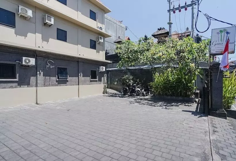 בית מלון כפרי Gana Inn Legian