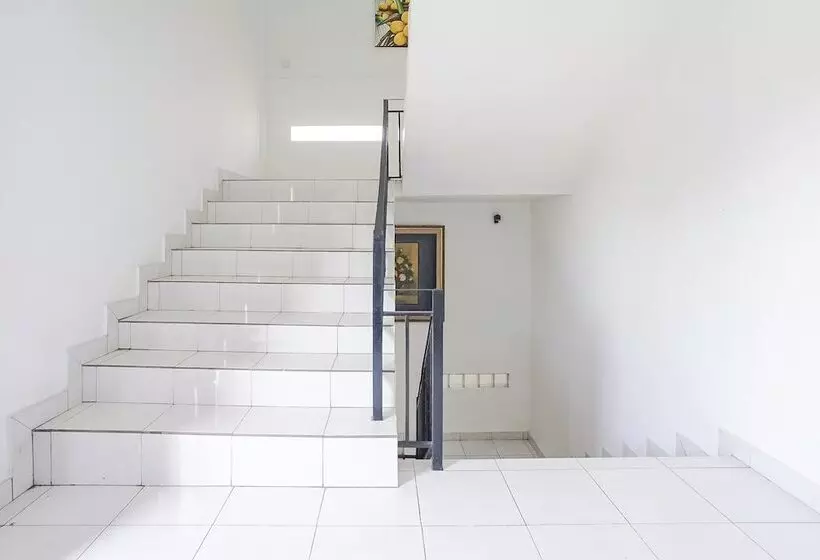 בית מלון כפרי Gana Inn Legian