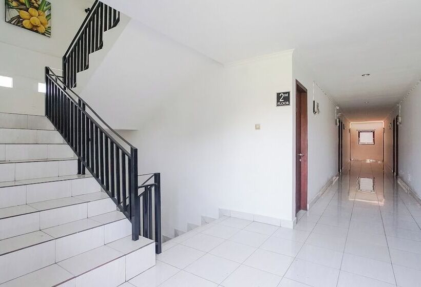 ホテル Gana Inn Legian