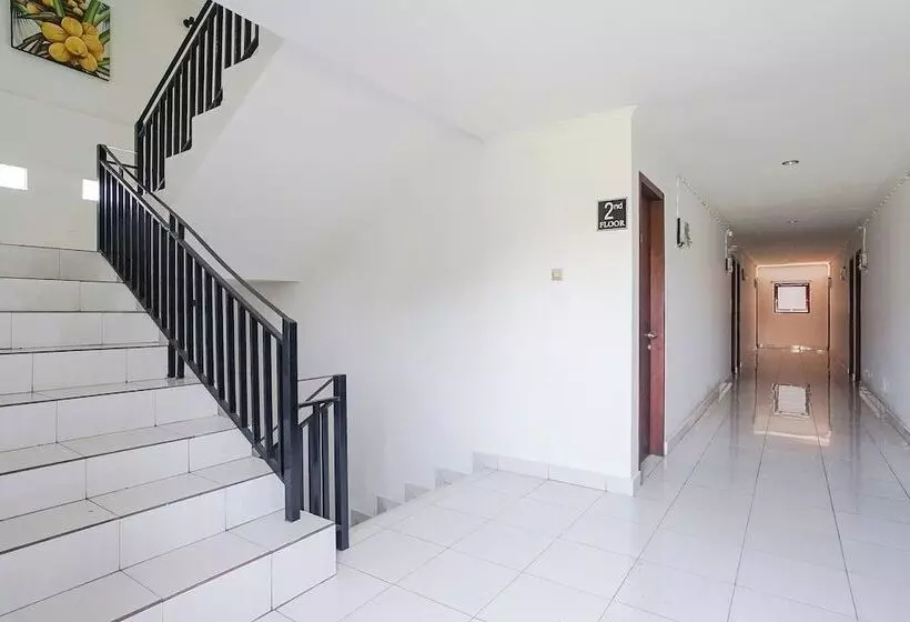 בית מלון כפרי Gana Inn Legian