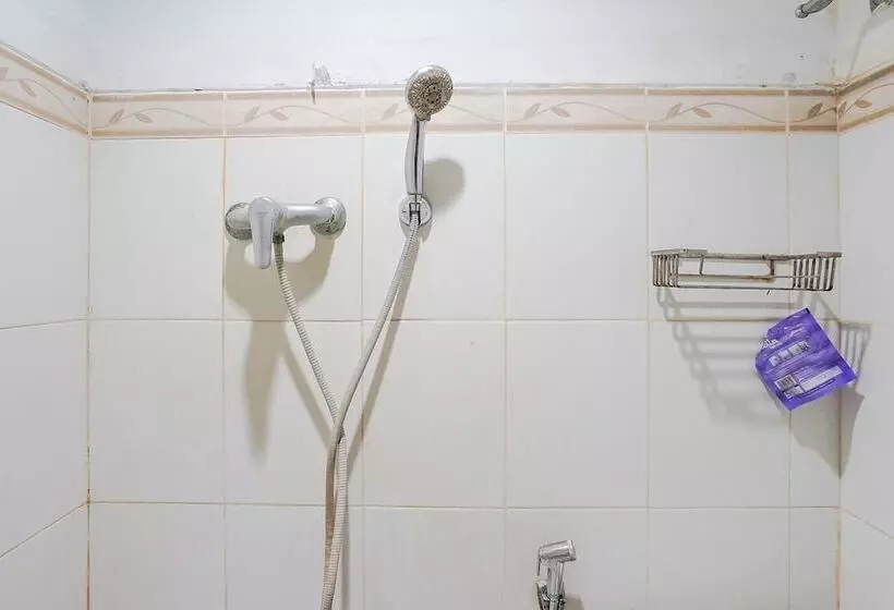 בית מלון כפרי Gana Inn Legian