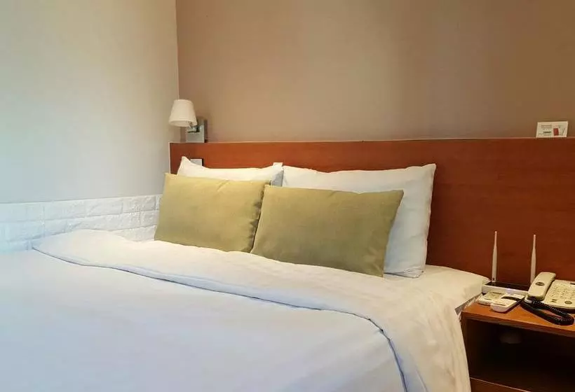 هتل Juststay  Dongdaemun