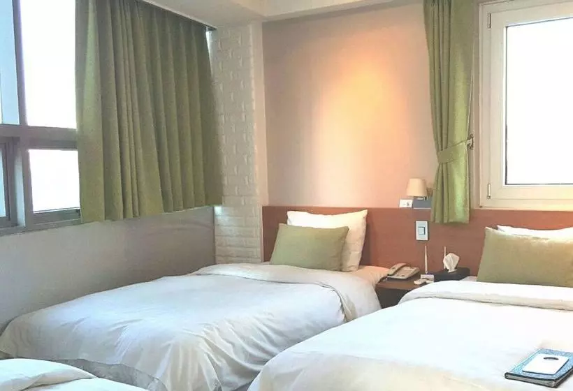 هتل Juststay  Dongdaemun