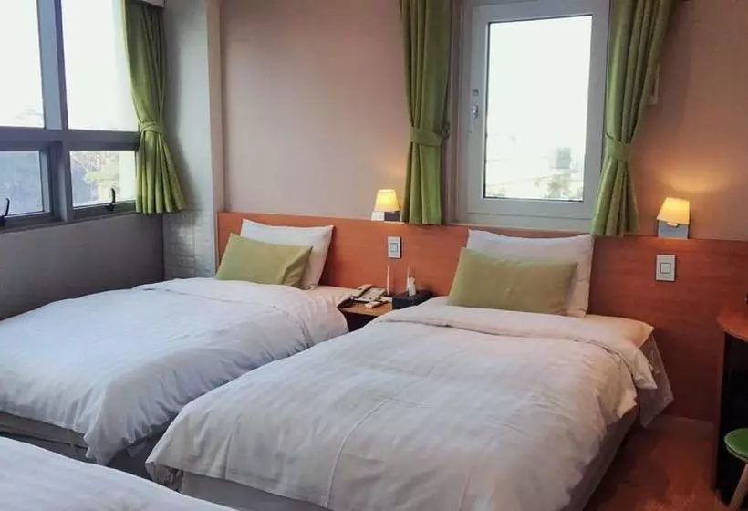 هتل Juststay  Dongdaemun