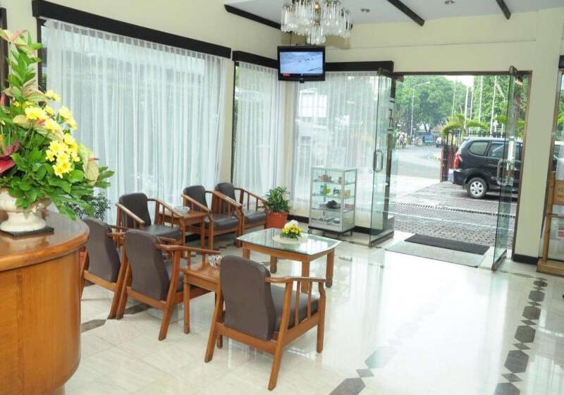 בית מלון כפרי Kenangan