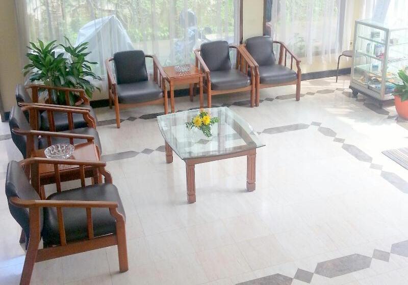 בית מלון כפרי Kenangan