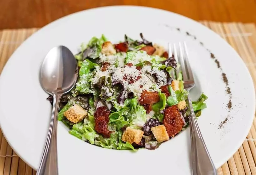 هتل Mango Bay Boutique Resort