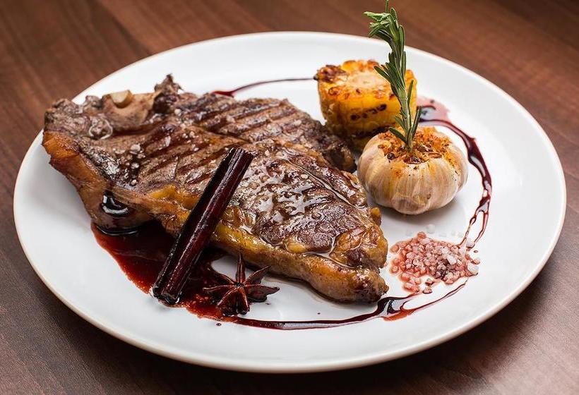 Arthotel Poruchik Rzhevsky