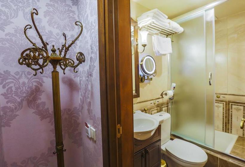 Arthotel Poruchik Rzhevsky