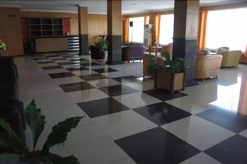 Sylvia Hotel Maumere