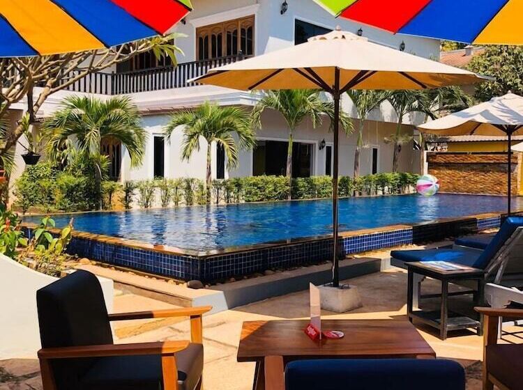 Isirafu Hotel & Residence