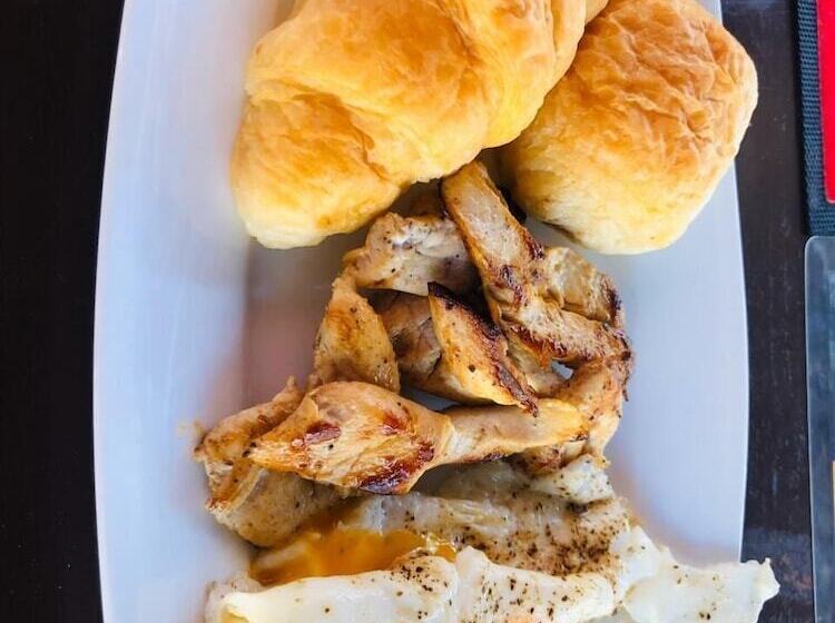 Isirafu Hotel & Residence