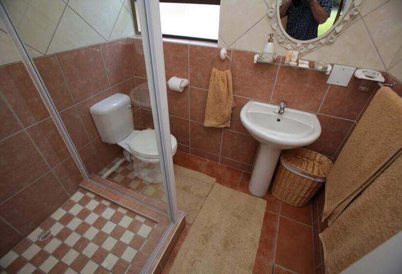 بنسيون Rose Petals Guest House