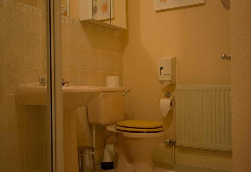 פנסיון Villa Marina