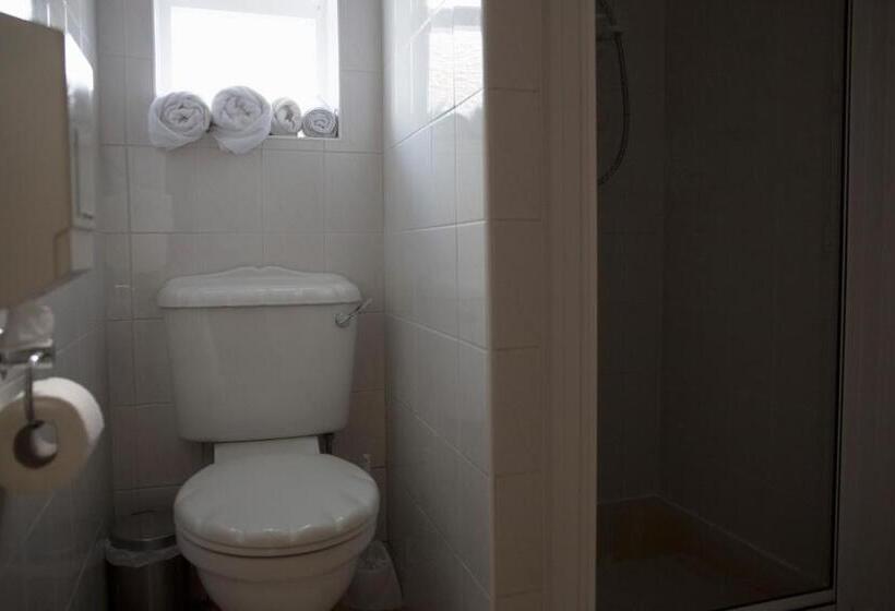 פנסיון Villa Marina