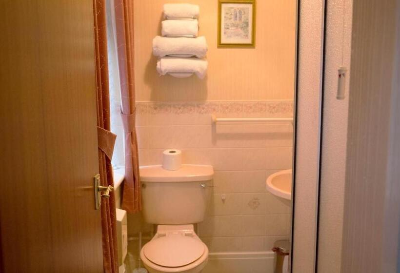 פנסיון Villa Marina