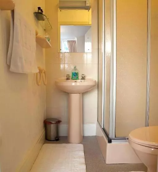 פנסיון Villa Marina