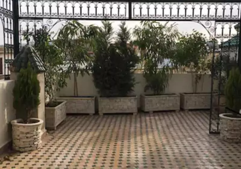 Riad Mazar