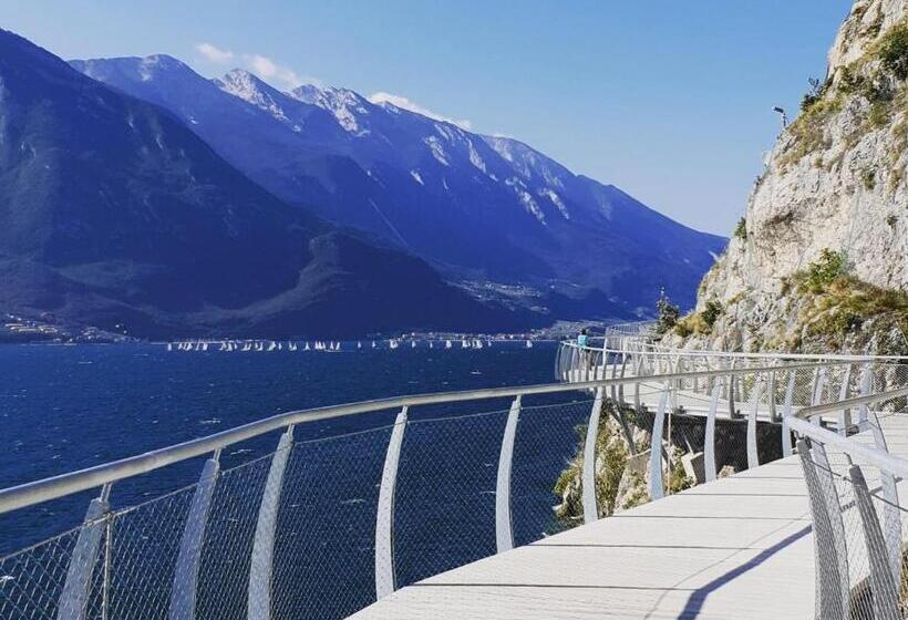 Surf Hotel Pier   Montagnoli Group