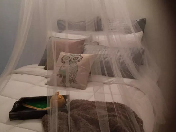 The Sun & Rain Cottage