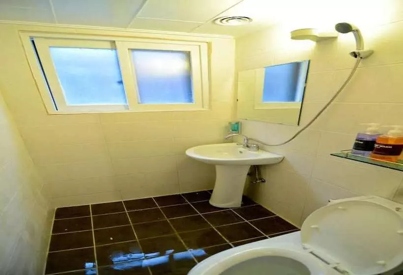 호스텔 Korstay Guesthouse Seoul Station