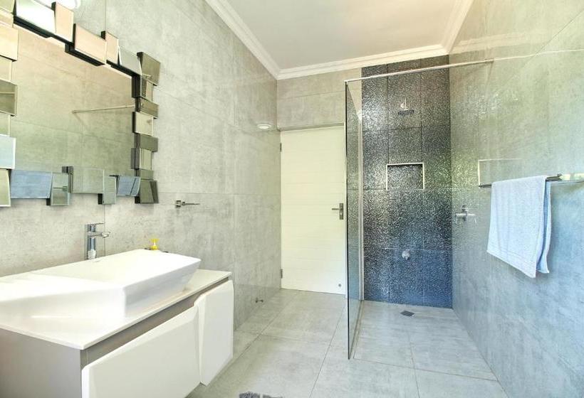 Caribbean Estate Deluxe