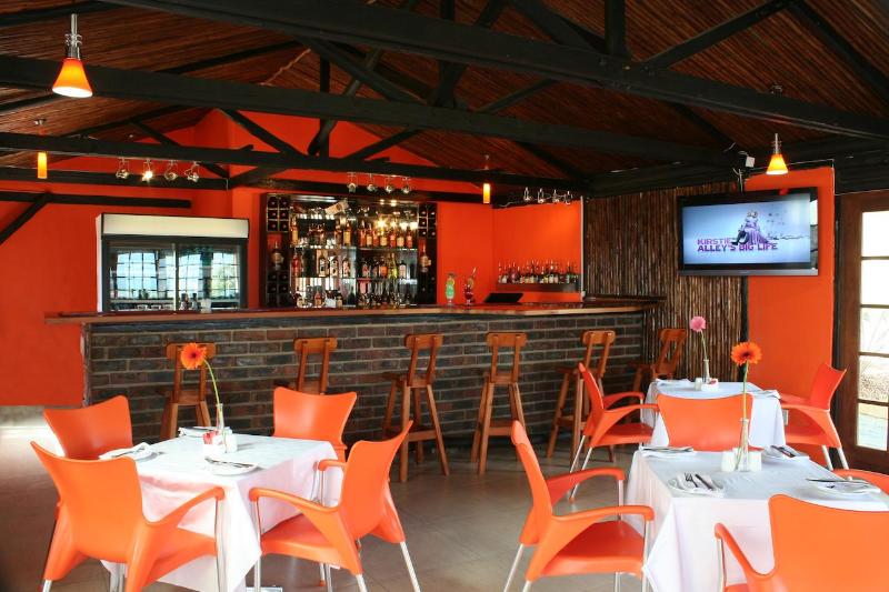 호텔 Destiny Lodge White River