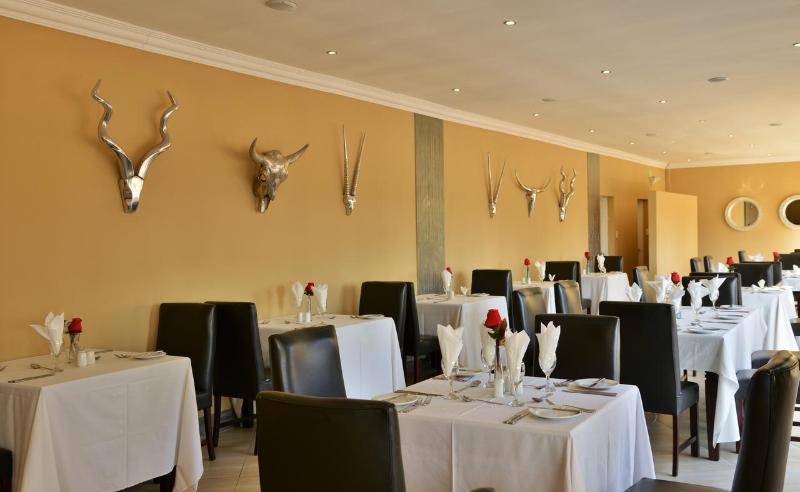 호텔 Destiny Lodge White River