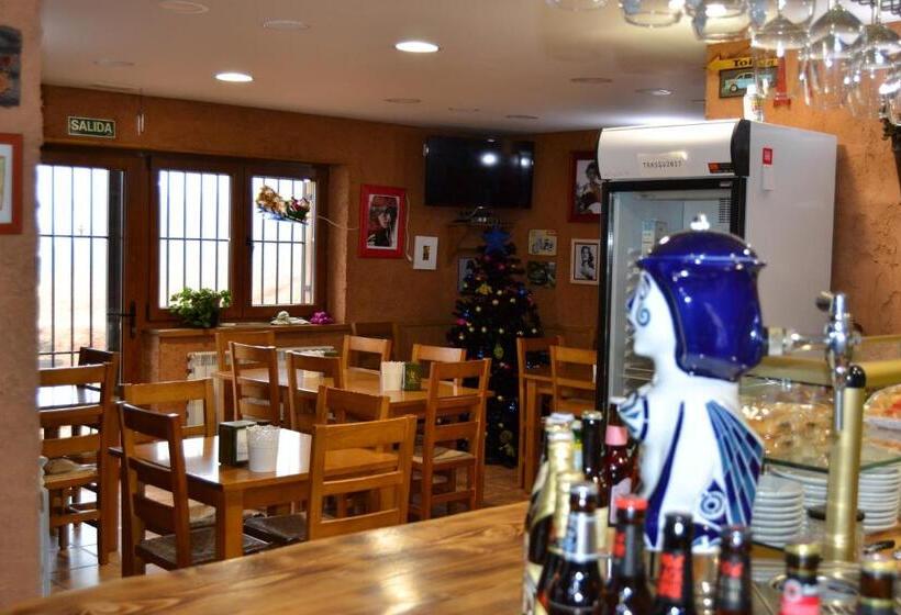 酒店 El Trasgu De Foncebadon