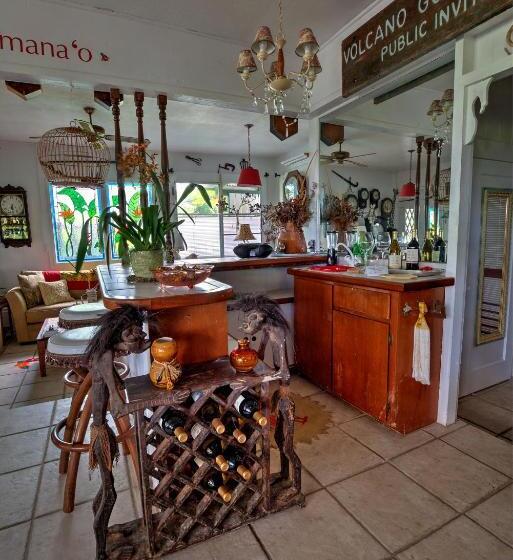 فندق Hale Kawehi Guesthouse