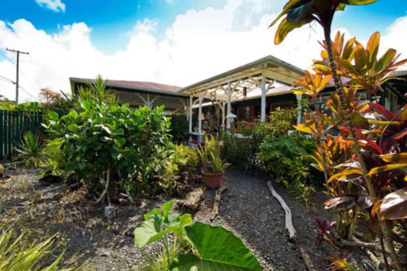 فندق Hale Kawehi Guesthouse