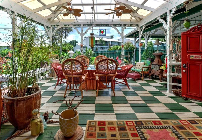 فندق Hale Kawehi Guesthouse