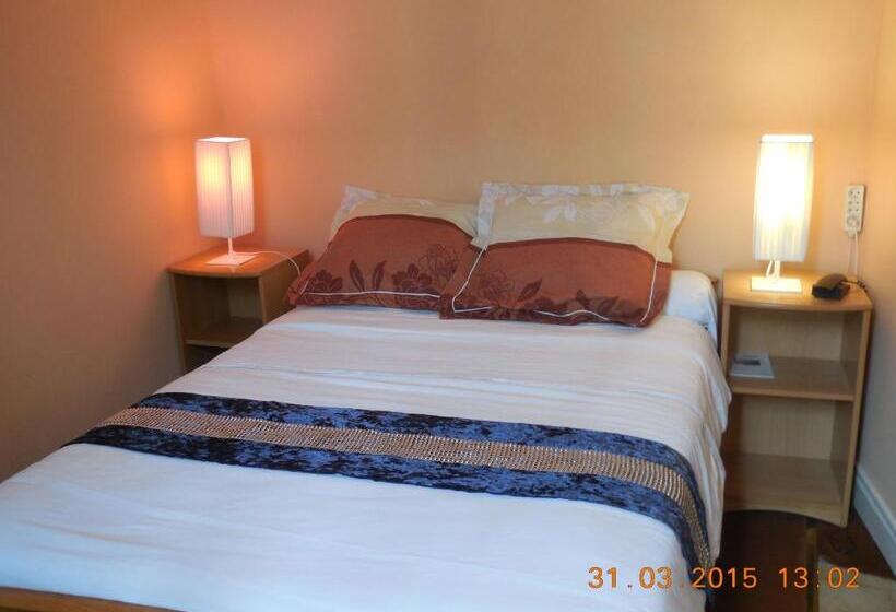 فندق Hôtel Le Petit Château Proche Parc Des Expositions Porte De Versailles