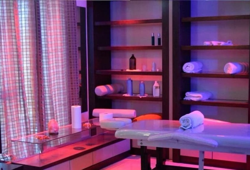 ホテル Palestine Plaza