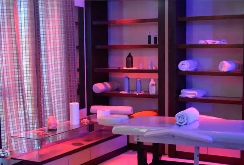 هتل Palestine Plaza