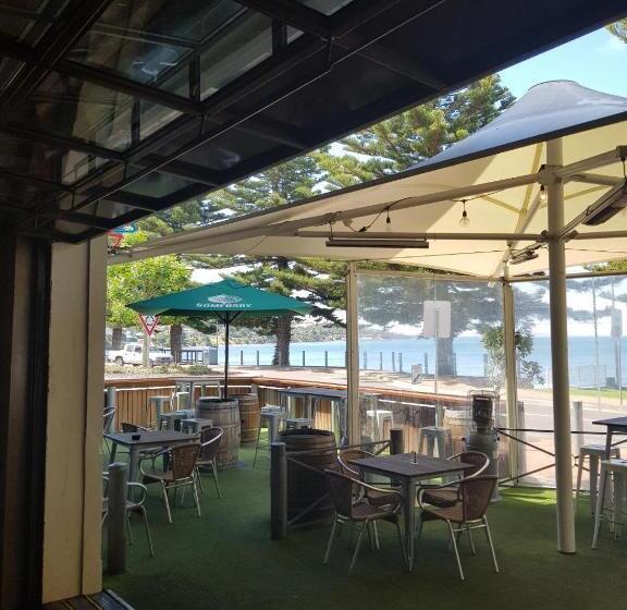 Pier Hotel Port Lincoln