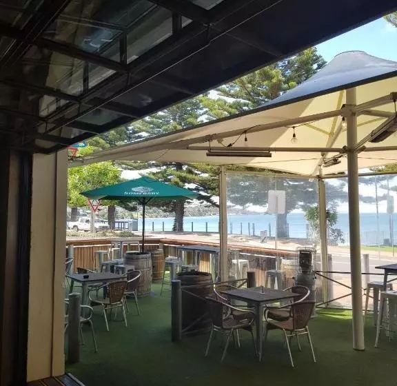 Pier Hotel Port Lincoln