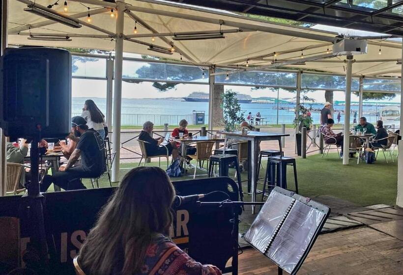 Pier Hotel Port Lincoln