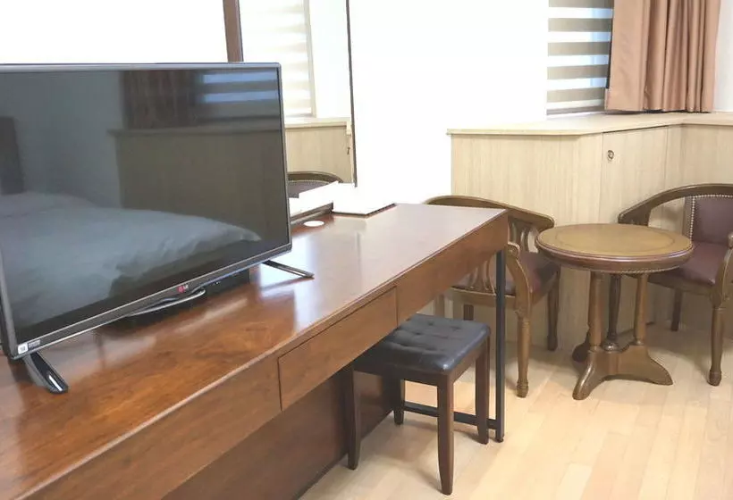 בית מלון כפרי Residence & U