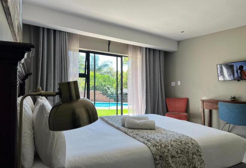 Отель Rivonia Guest House