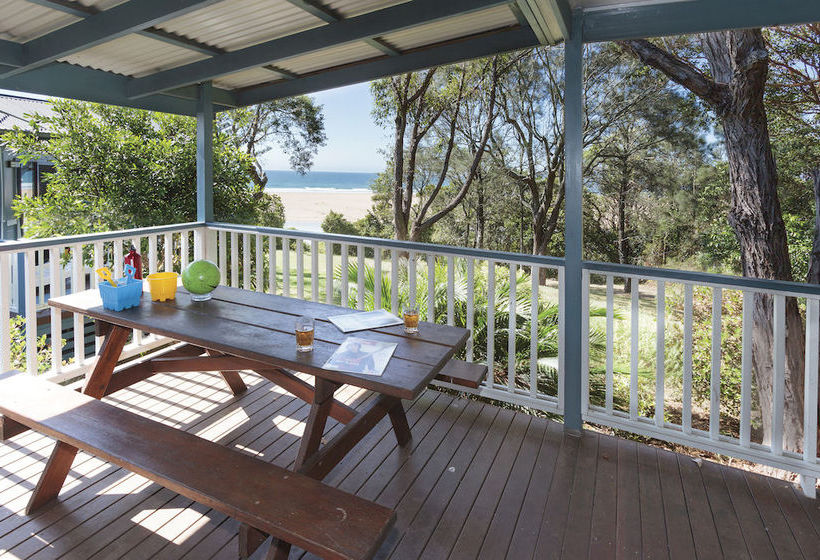 فندق Big4 Sawtell Beach Holiday Park