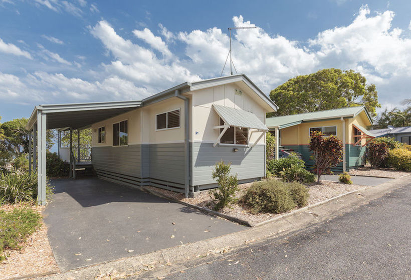 فندق Big4 Sawtell Beach Holiday Park