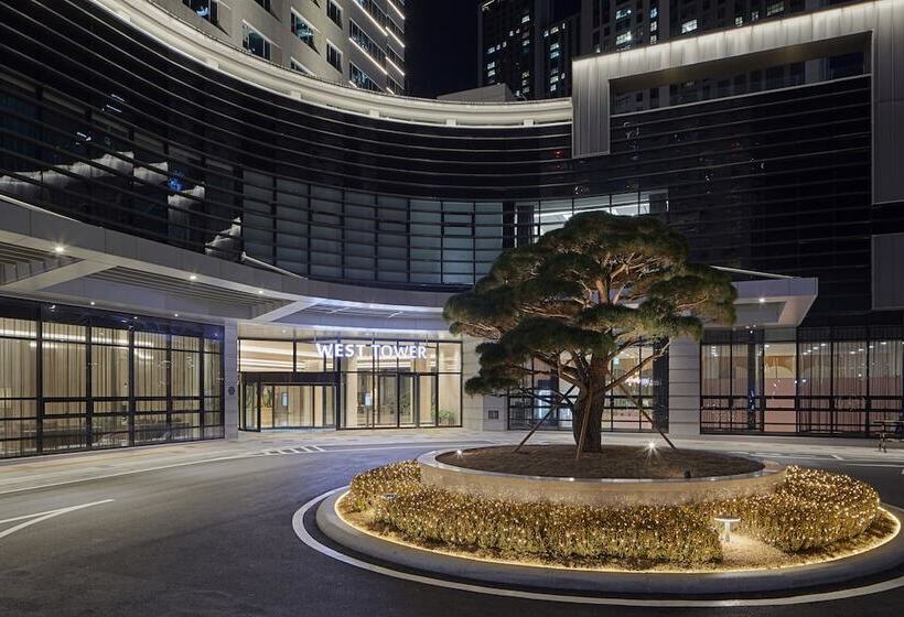 בית מלון כפרי Sono Calm Goyang