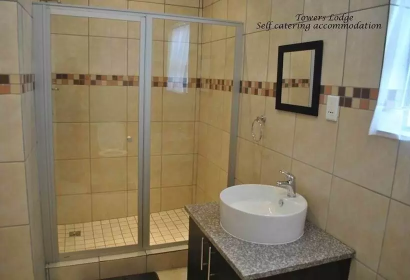 ホテル Towers Lodge